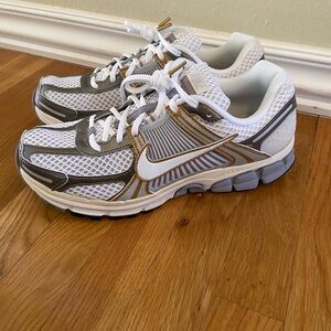 Nike White and Gold Athletic Shoes